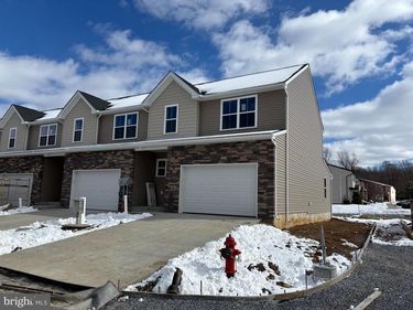 201 LUCILLE WAY, Unit LOT 19, FLEETWOOD, PA 19522
