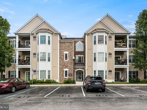 113 E CREEKSIDE DRIVE, Unit 3, BROOKHAVEN, PA 19015