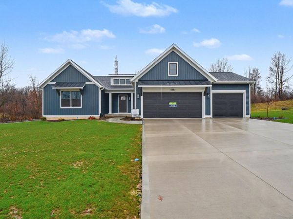 5883 Valley Point Drive, Caledonia, MI 49316
