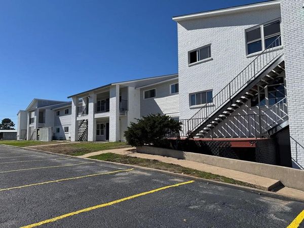 345 FM 86, Unit 37, Luling, TX 78648