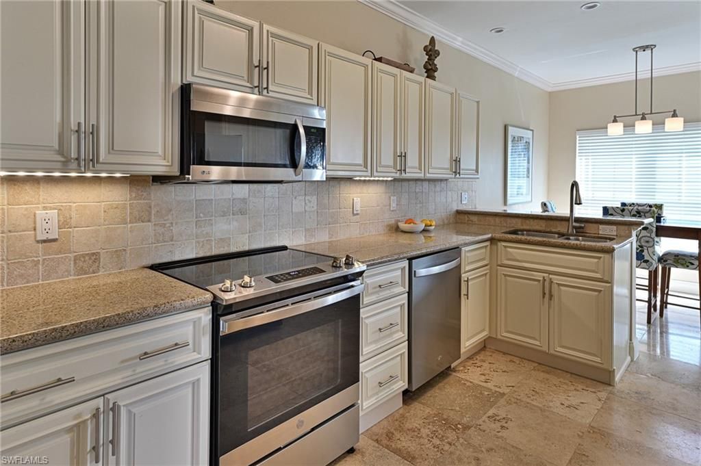 175 Barefoot Cir, Bonita Springs, FL 34134 Photo