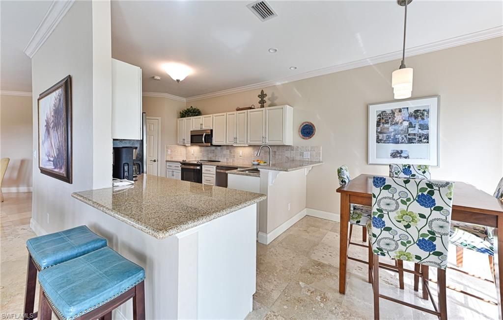 175 Barefoot Cir, Bonita Springs, FL 34134 Photo
