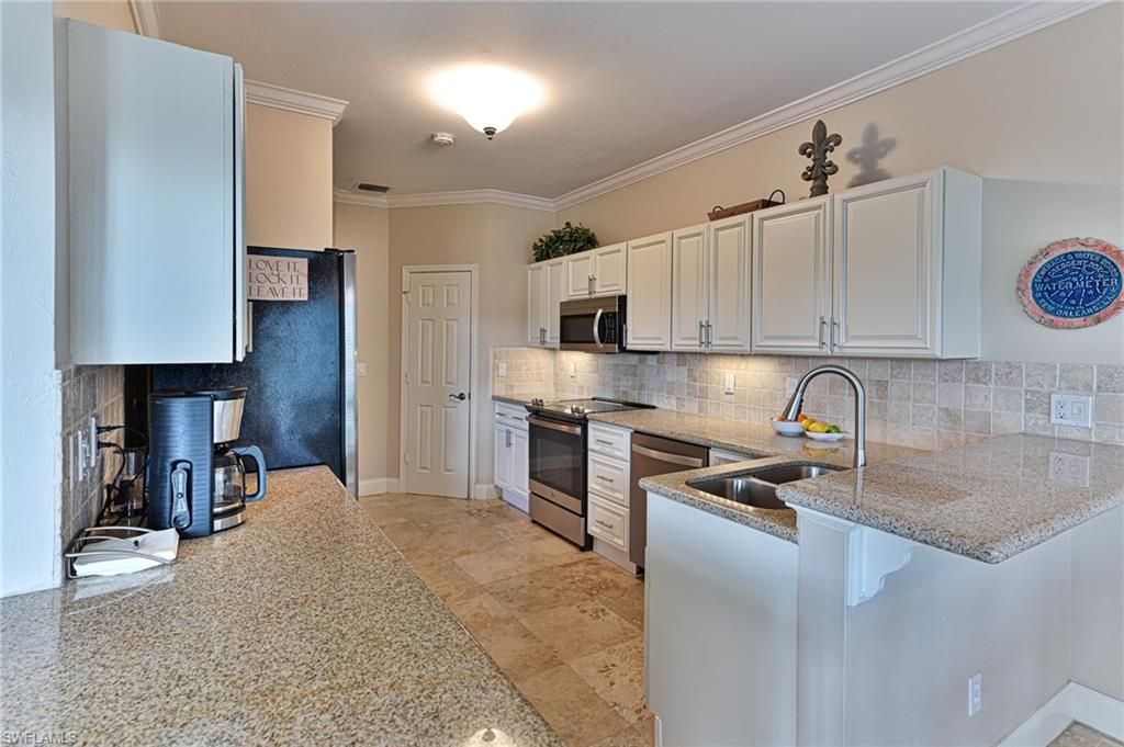 175 Barefoot Cir, Bonita Springs, FL 34134 Photo