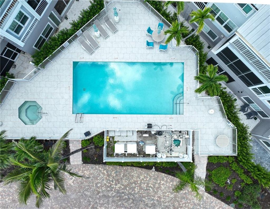 175 Barefoot Cir, Bonita Springs, FL 34134 Photo