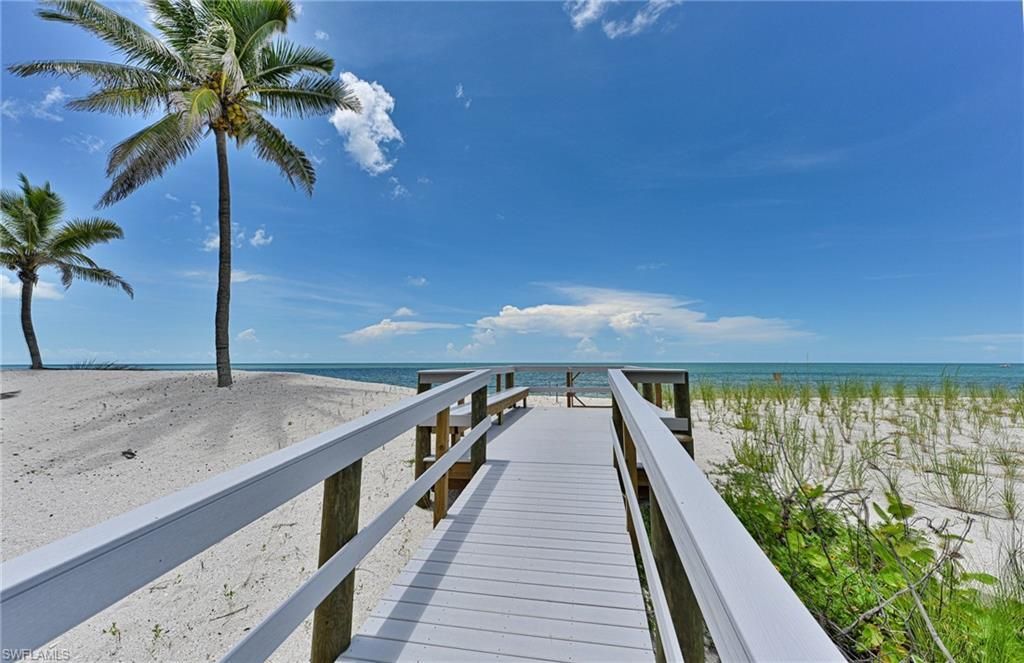 175 Barefoot Cir, Bonita Springs, FL 34134 Photo