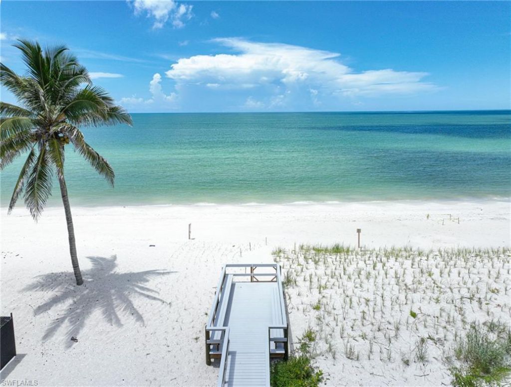 175 Barefoot Cir, Bonita Springs, FL 34134 Photo