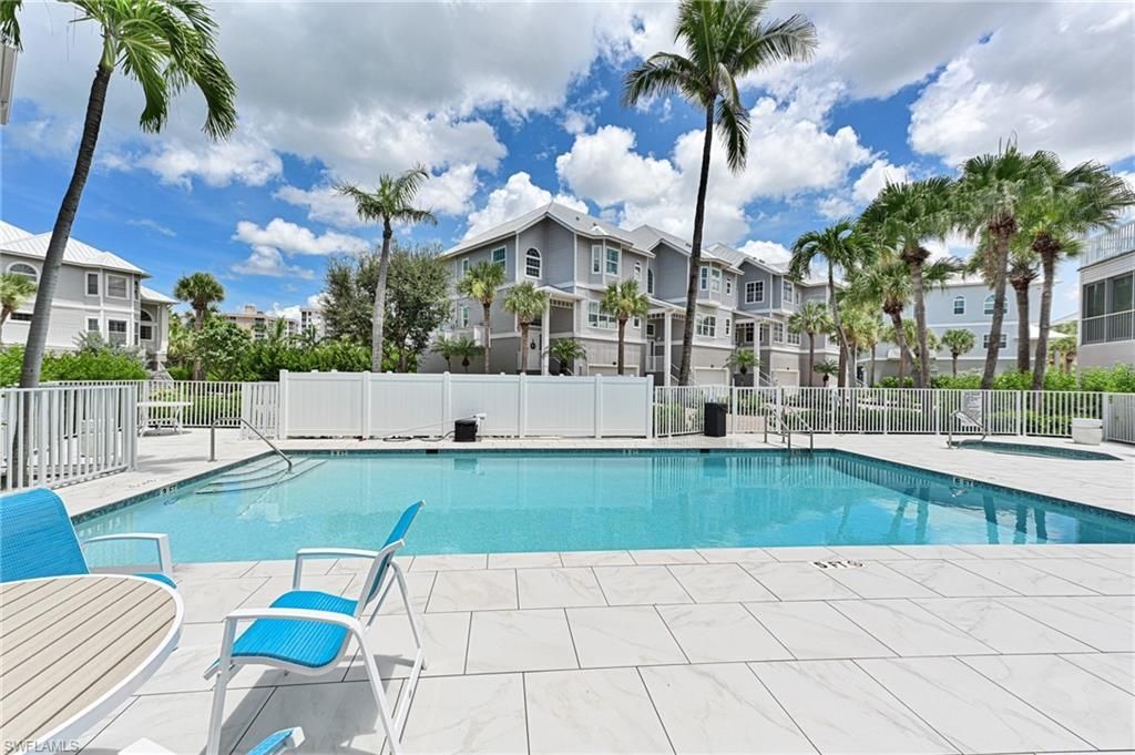 175 Barefoot Cir, Bonita Springs, FL 34134 Photo