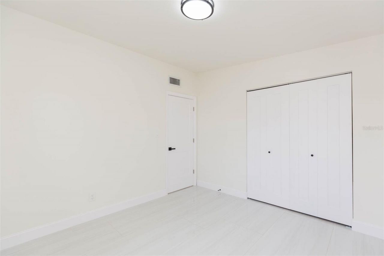 5640 Cedar Street Ne, Saint Petersburg, FL 33703 Photo