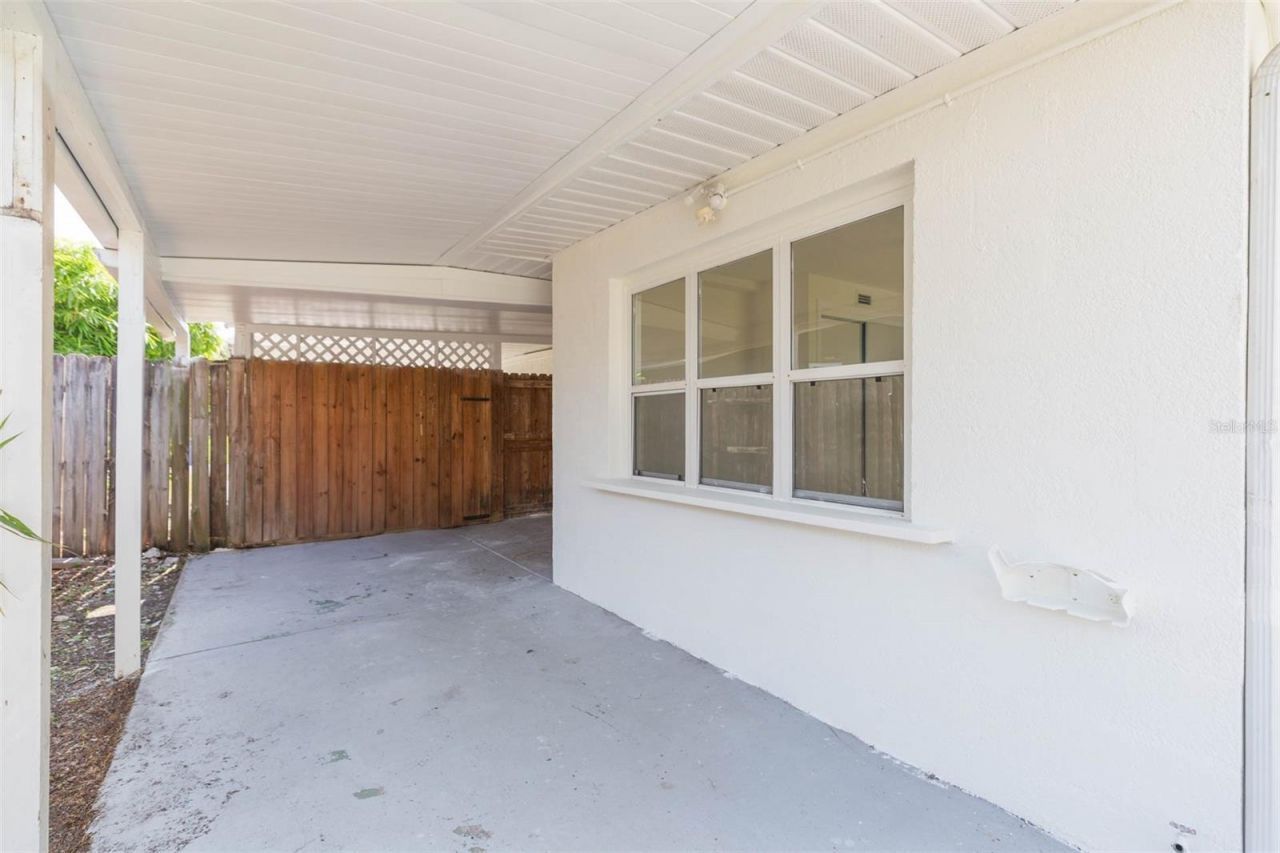 5640 Cedar Street Ne, Saint Petersburg, FL 33703 Photo