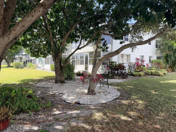 228 Northampton L, Unit 228, West Palm Beach, FL 33417