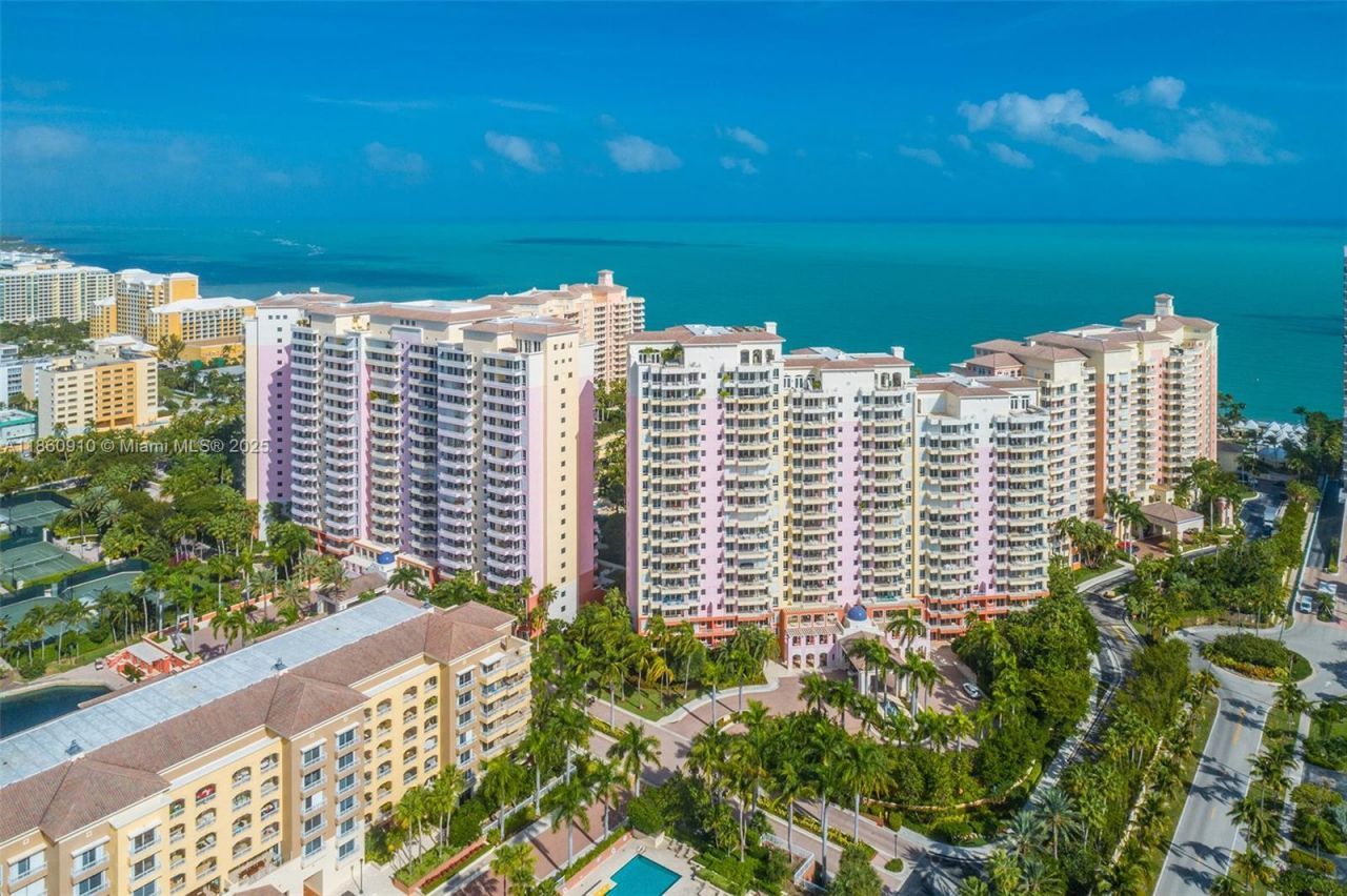 785 Crandon Blvd, Unit 303, Key Biscayne, FL 33149 Photo