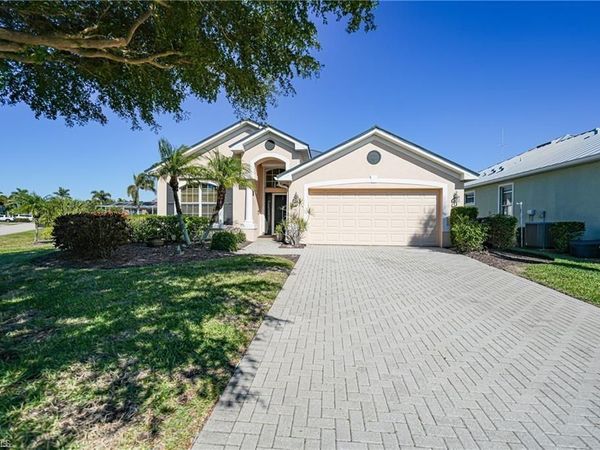 2697 Brightside CT, CAPE CORAL, FL 33991