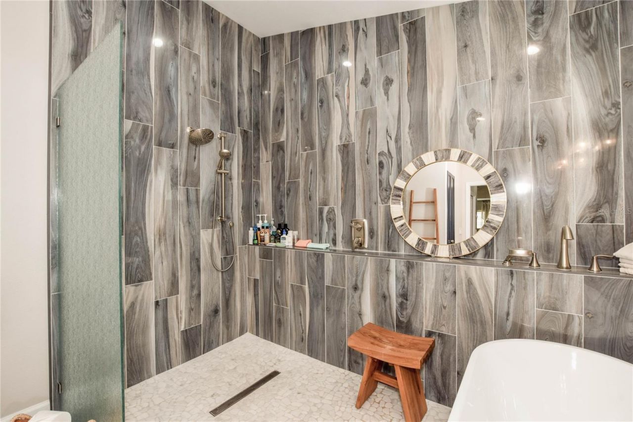 404 Cardiff Road, Venice, FL 34293 Photo