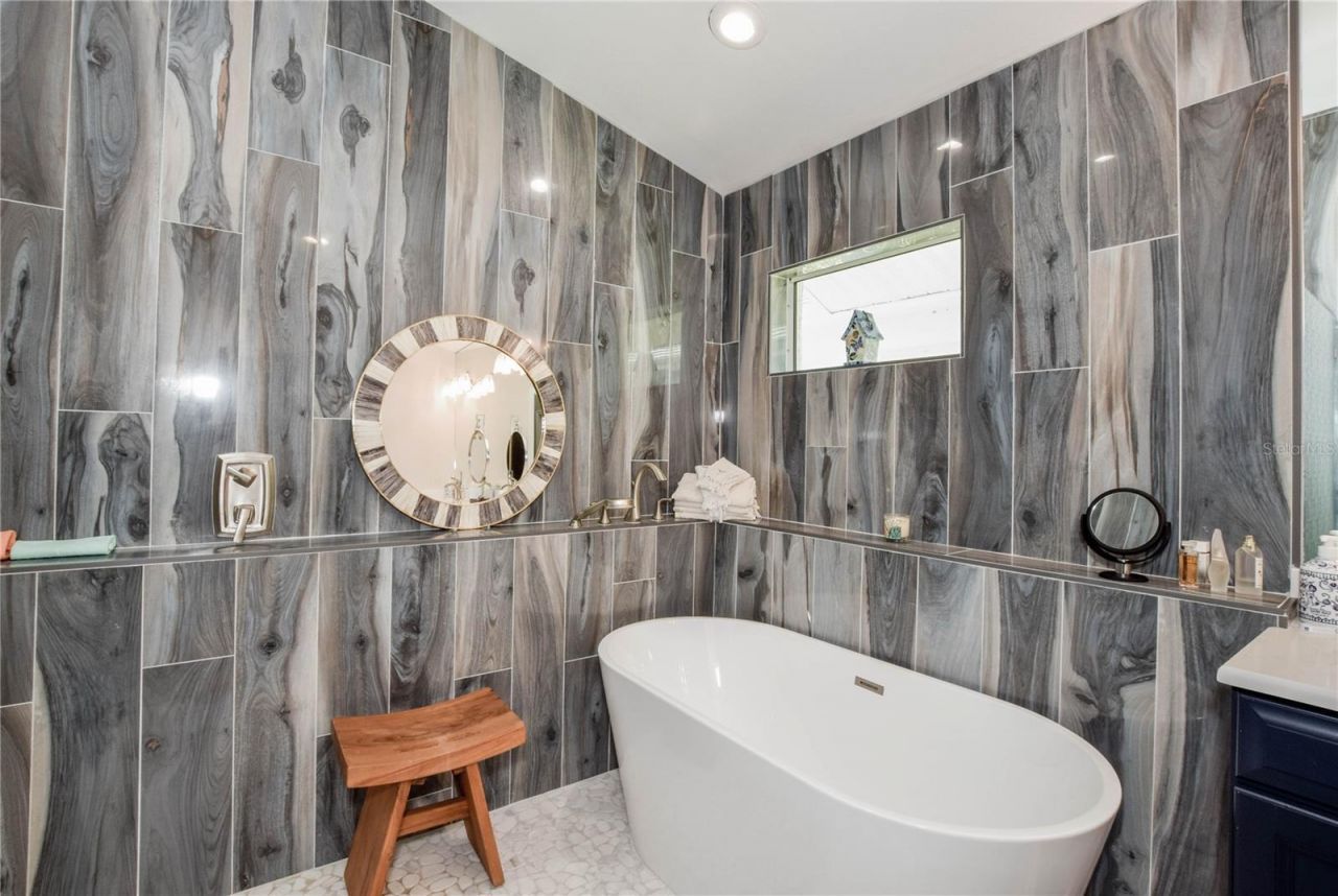 404 Cardiff Road, Venice, FL 34293 Photo