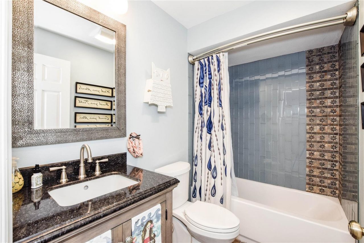 404 Cardiff Road, Venice, FL 34293 Photo