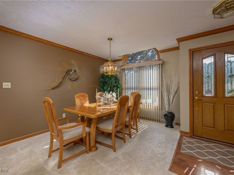 986 S Azalea Boulevard, Barberton, OH 44203 Photo 12