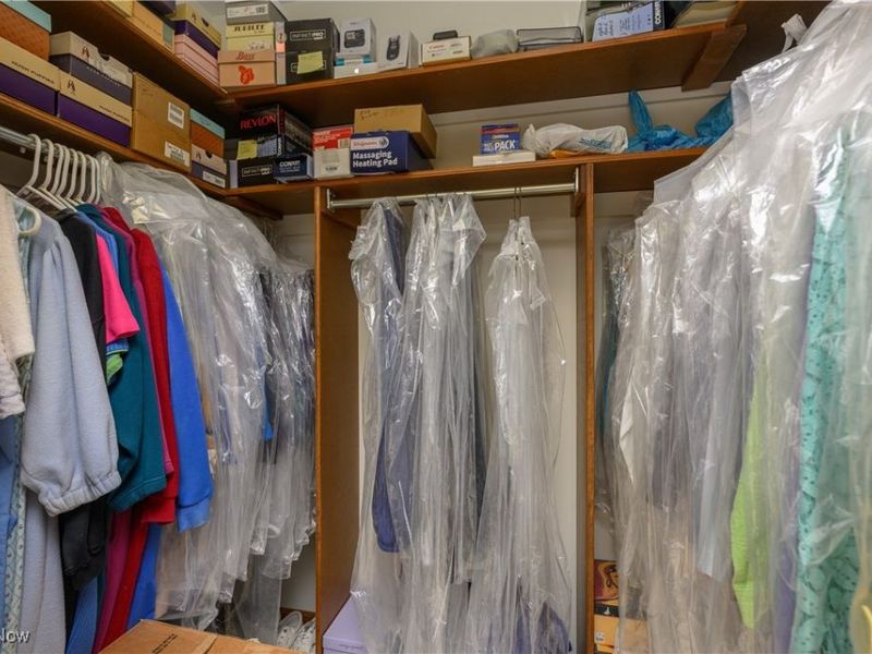 986 S Azalea Boulevard, Barberton, OH 44203 Photo 20