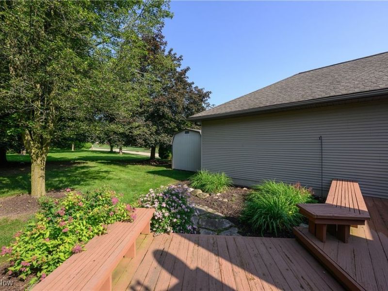 986 S Azalea Boulevard, Barberton, OH 44203 Photo 5