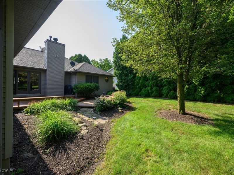 986 S Azalea Boulevard, Barberton, OH 44203 Photo 7