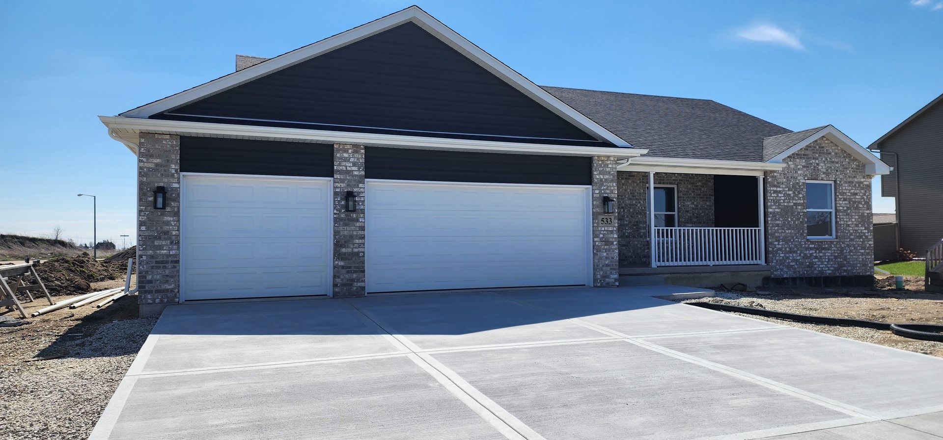 533 Carriage Court, Dwight, IL 60420 Main Photo