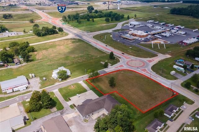 1711 Morgan Avenue, Marion, IL 62959