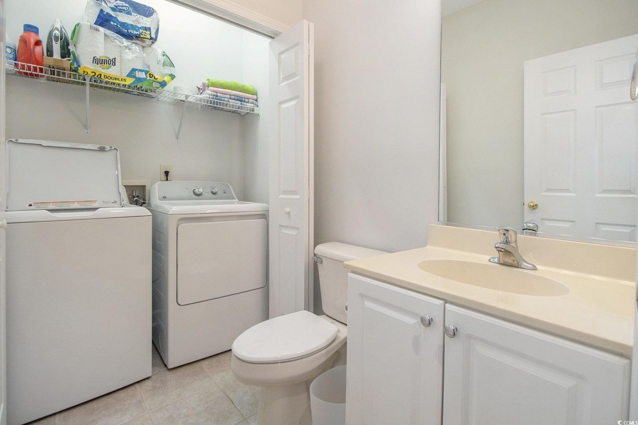 1545 Spinnaker Dr. Photo 13