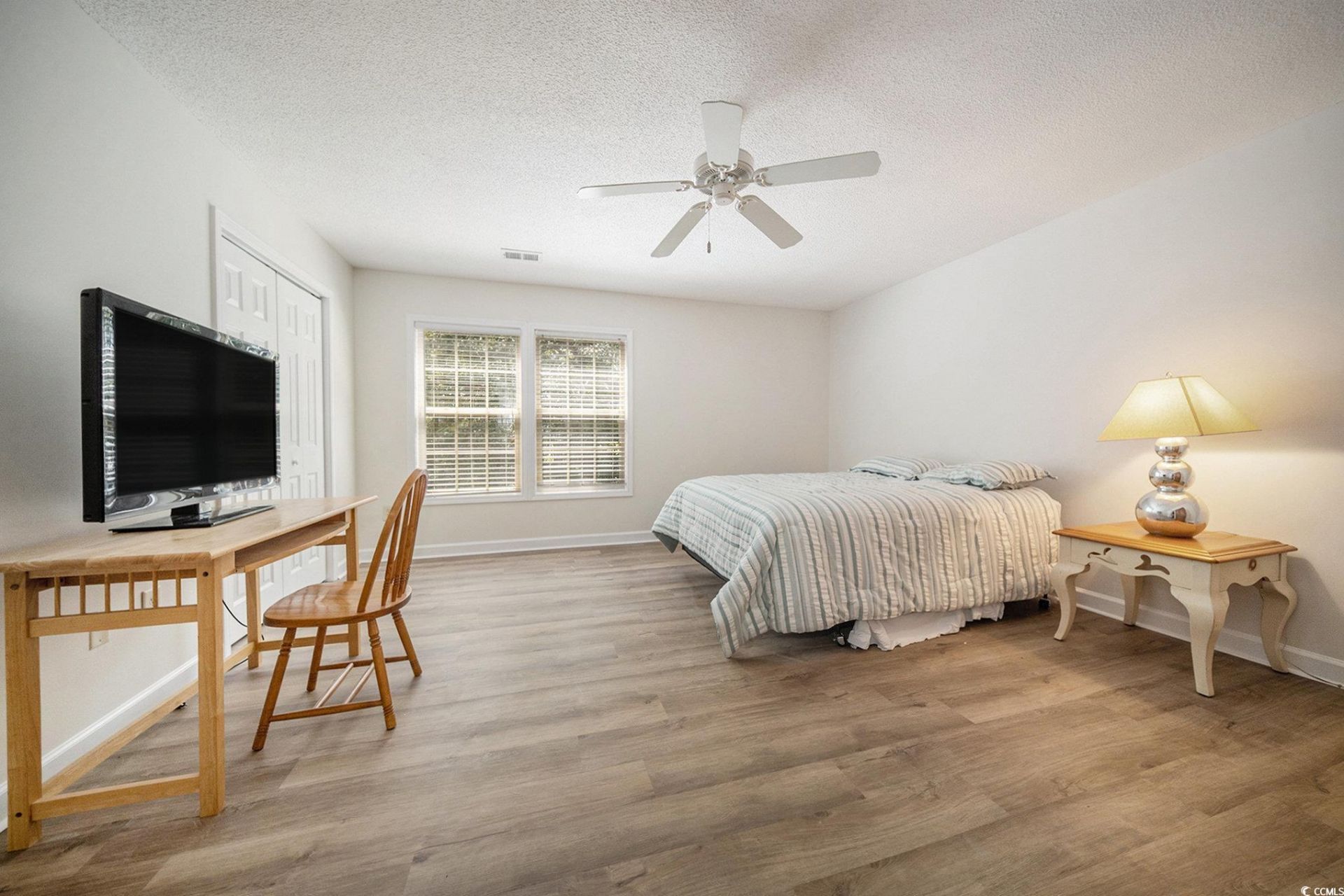 1545 Spinnaker Dr. Photo 15