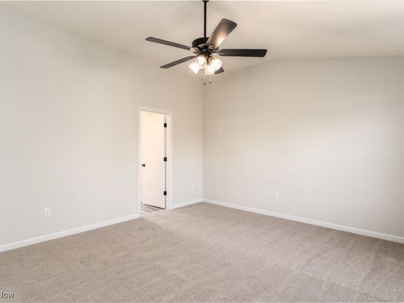 VL TBB Laura Lee Lane, Seven Hills, OH 44131 Photo 9