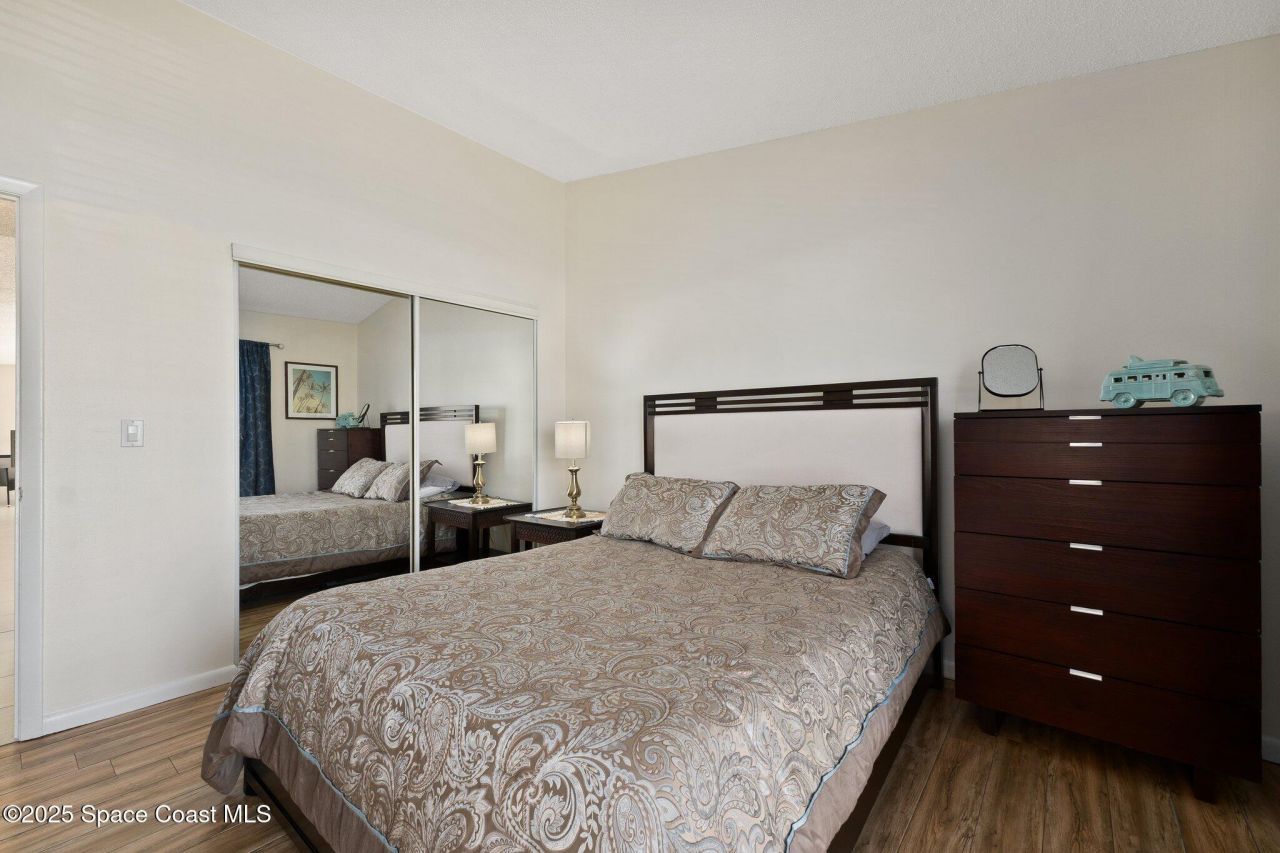 3212 S Lakeview Circle, Unit 10-205, Fort Pierce, FL 34949 Photo