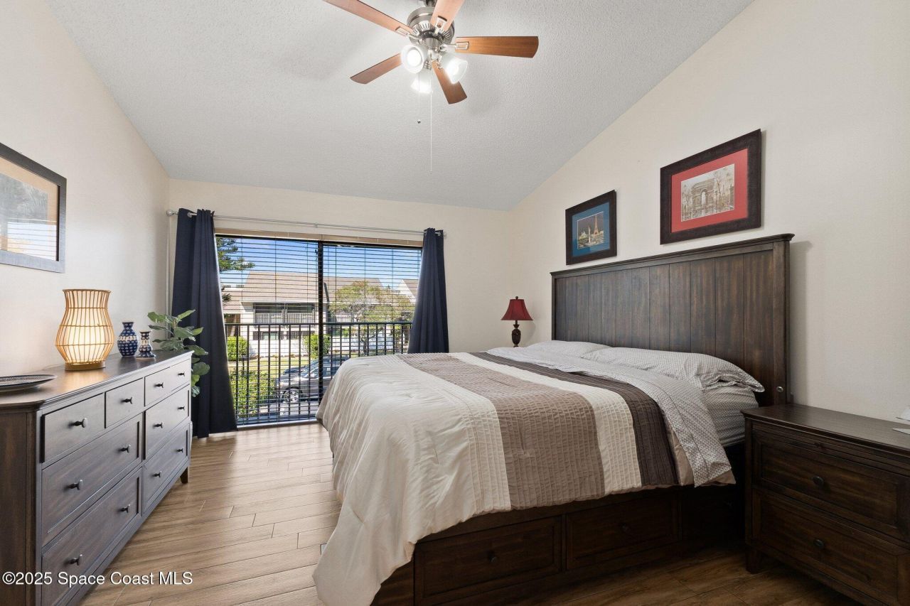 3212 S Lakeview Circle, Unit 10-205, Fort Pierce, FL 34949 Photo