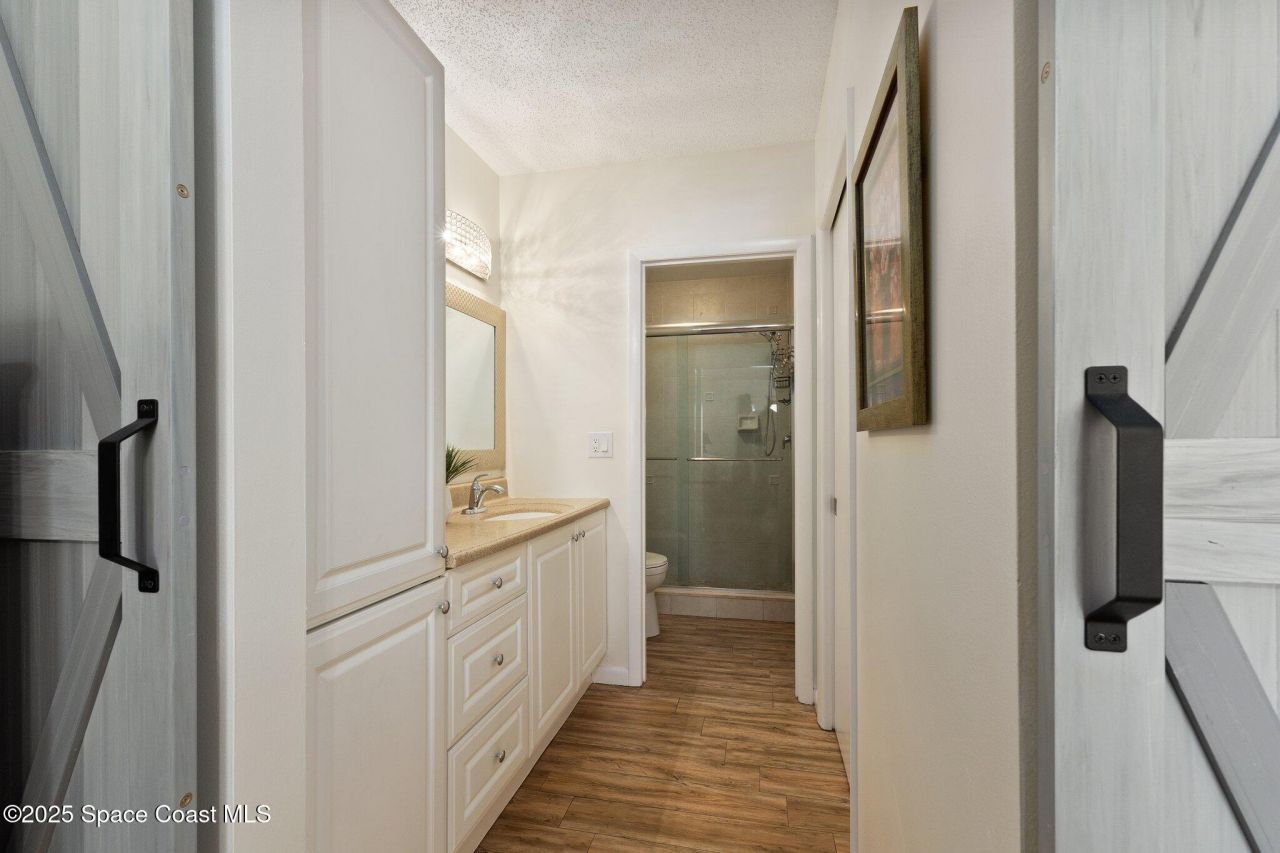 3212 S Lakeview Circle, Unit 10-205, Fort Pierce, FL 34949 Photo