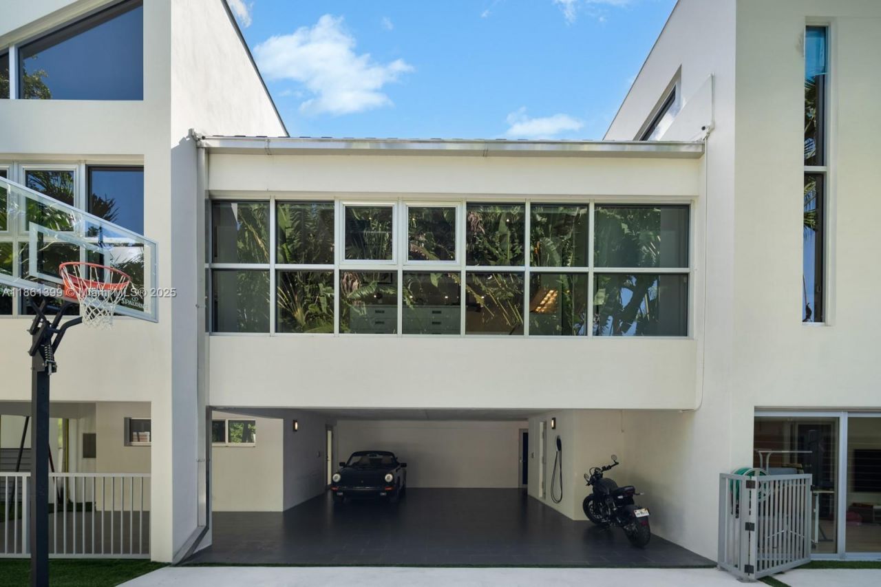 144 N Prospect Dr, Coral Gables, FL 33133 Photo