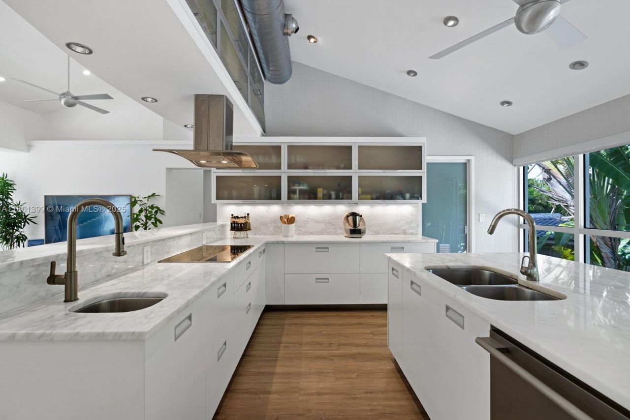 144 N Prospect Dr, Coral Gables, FL 33133 Photo