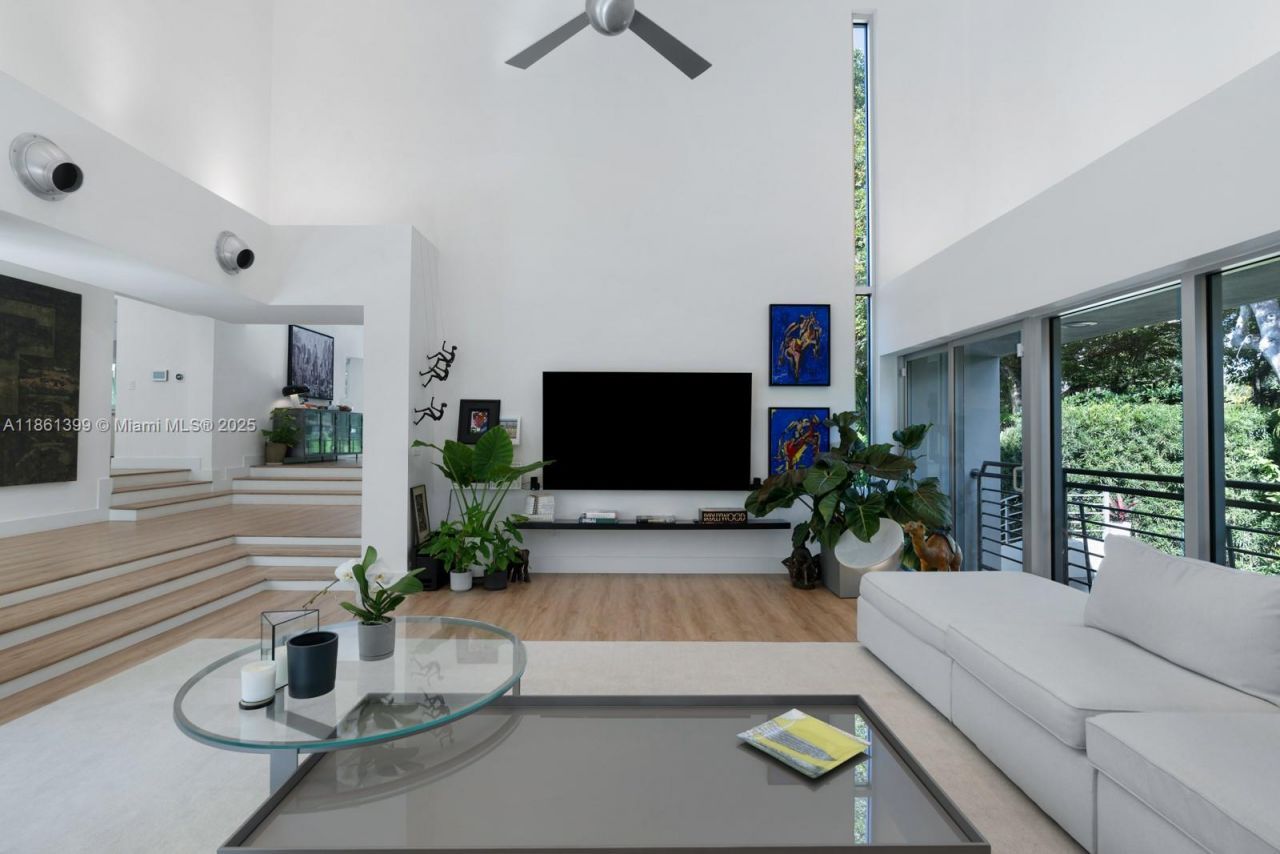 144 N Prospect Dr, Coral Gables, FL 33133 Photo