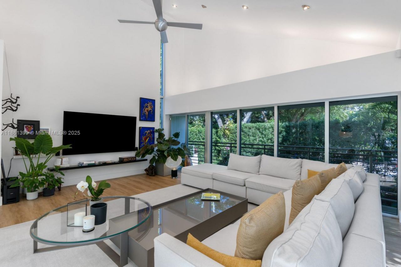 144 N Prospect Dr, Coral Gables, FL 33133 Photo