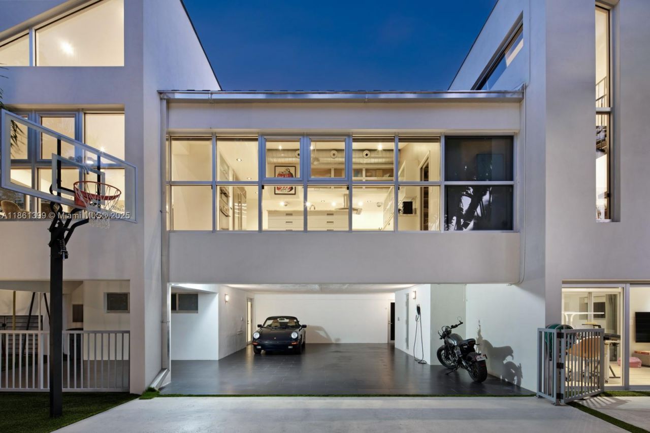 144 N Prospect Dr, Coral Gables, FL 33133 Photo