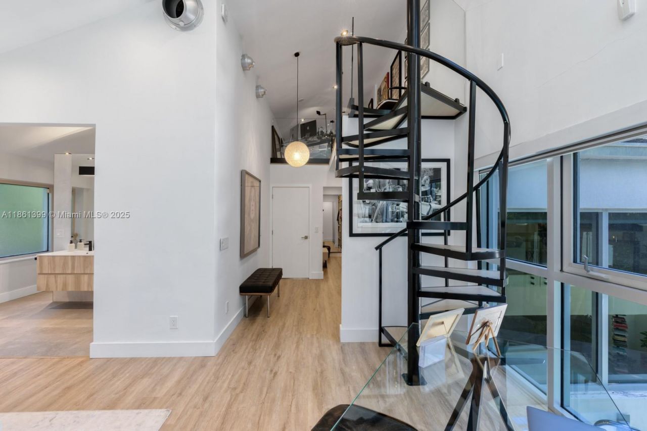 144 N Prospect Dr, Coral Gables, FL 33133 Photo