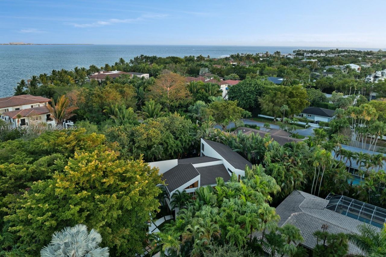 144 N Prospect Dr, Coral Gables, FL 33133 Photo