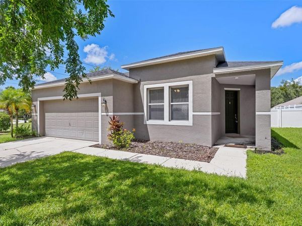 5713 HAWKPARK BOULEVARD, LITHIA, FL 33547