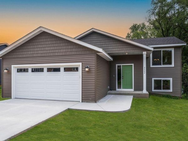 2402 15 Street SE, Rochester, MN 55904