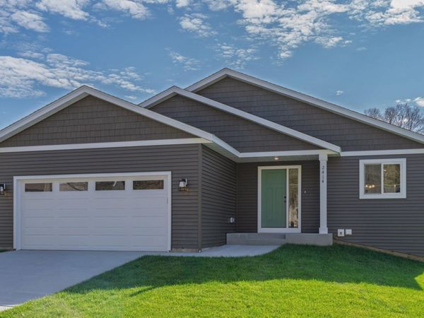 2414 15 Street SE, Rochester, MN 55904