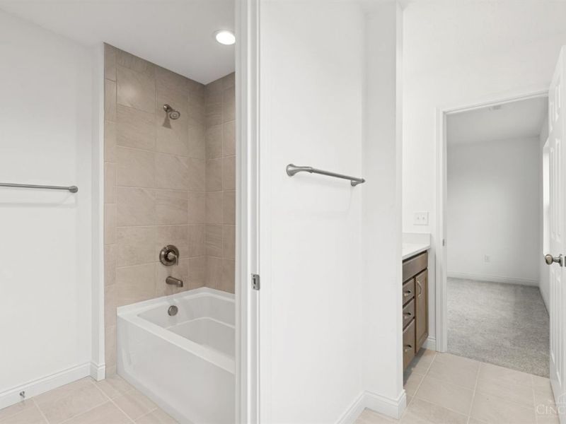 4033 Trailside Drive, Unit 91, Green Township, OH 45248 Photo 26