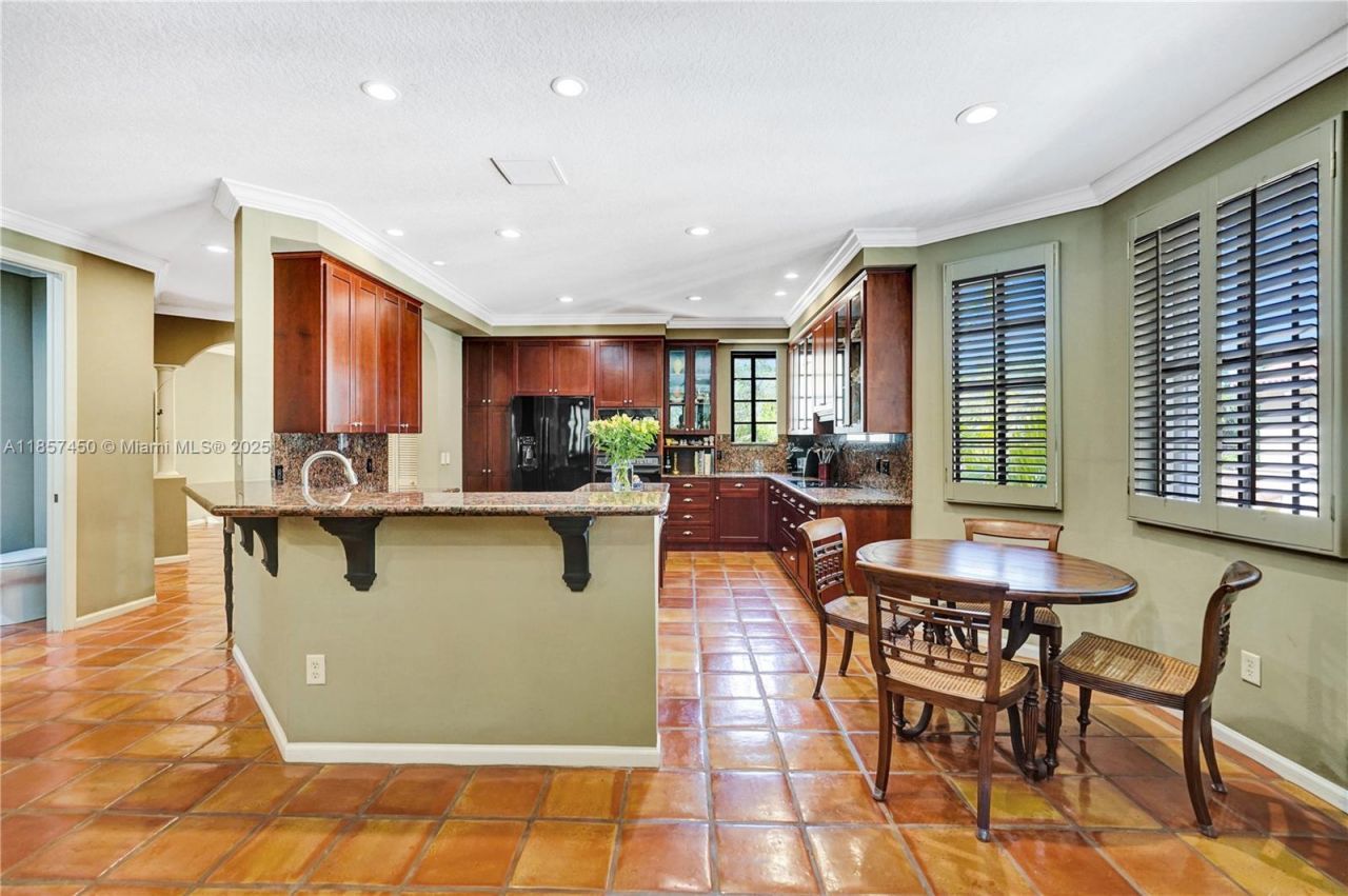 1577 Passion Vine Cir, Unit 9-2, Weston, FL 33326 Photo