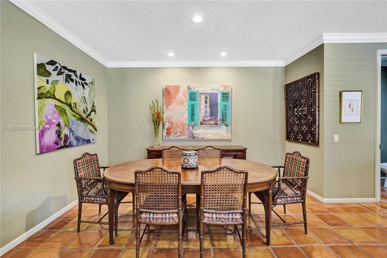 1577 Passion Vine Cir, Unit 9-2, Weston, FL 33326 Photo