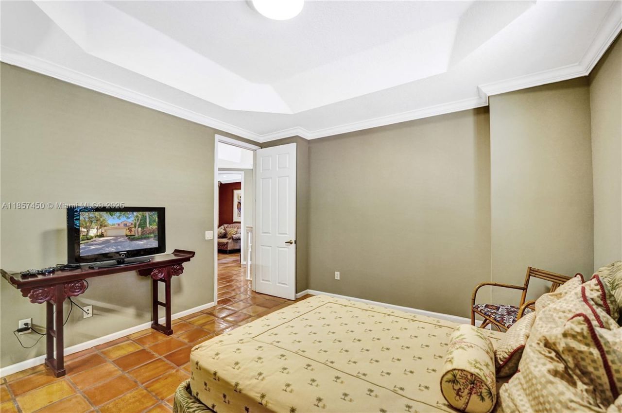 1577 Passion Vine Cir, Unit 9-2, Weston, FL 33326 Photo