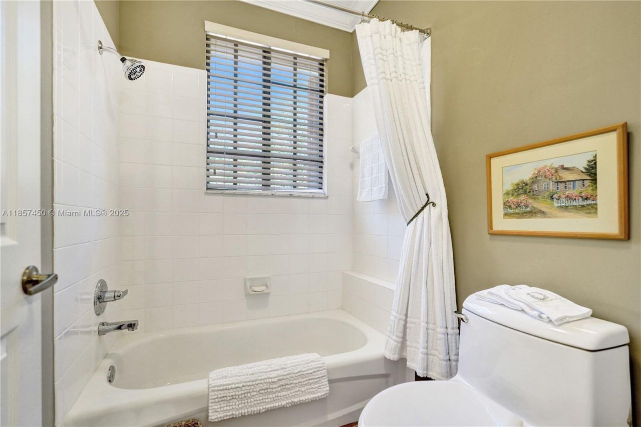 1577 Passion Vine Cir, Unit 9-2, Weston, FL 33326 Photo