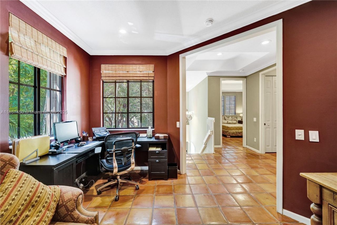 1577 Passion Vine Cir, Unit 9-2, Weston, FL 33326 Photo