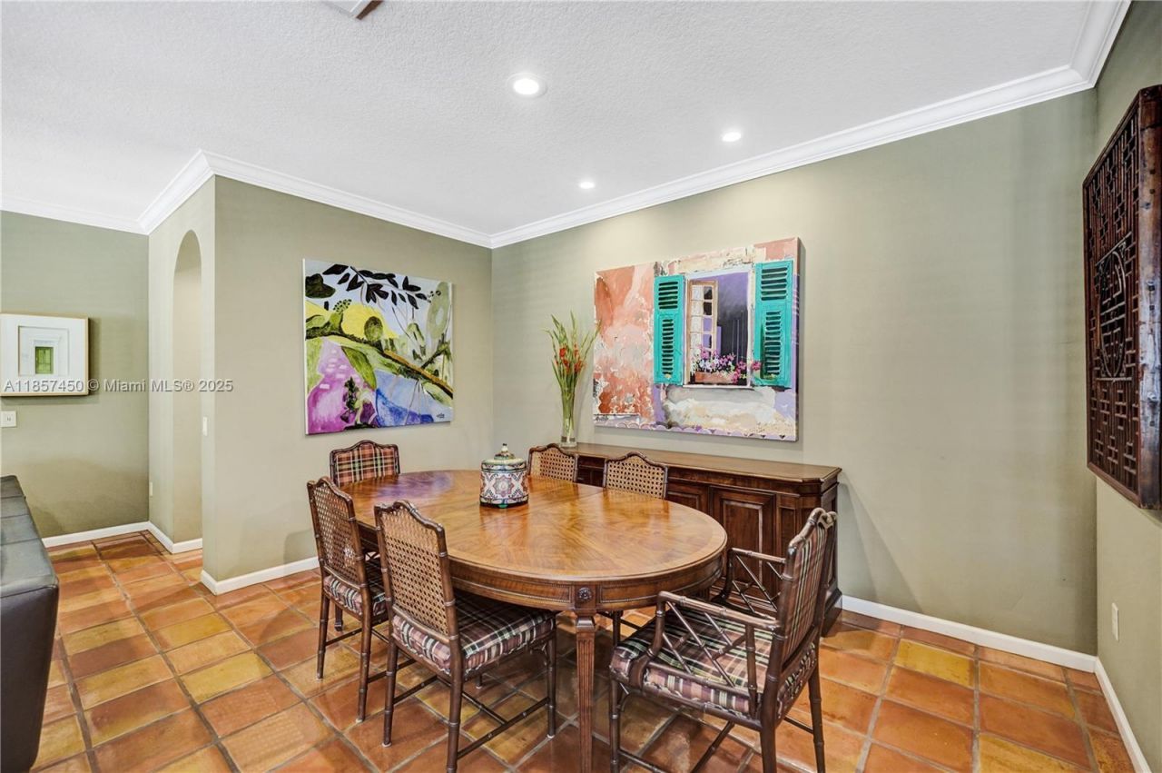 1577 Passion Vine Cir, Unit 9-2, Weston, FL 33326 Photo