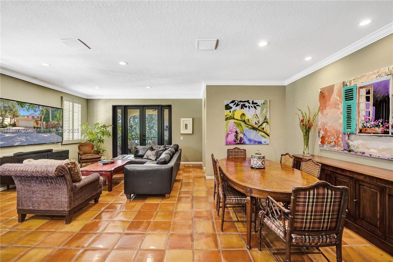 1577 Passion Vine Cir, Unit 9-2, Weston, FL 33326 Photo