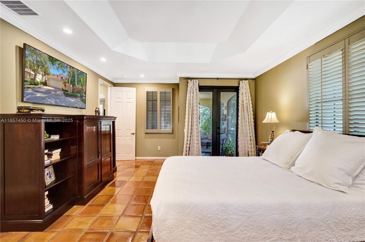 1577 Passion Vine Cir, Unit 9-2, Weston, FL 33326 Photo